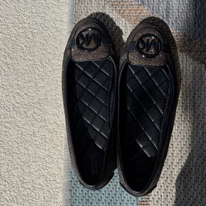 Brand new NIB Michael Kors Lillie Moc Black WITH FINE GLITTER Loafers SIZE 9